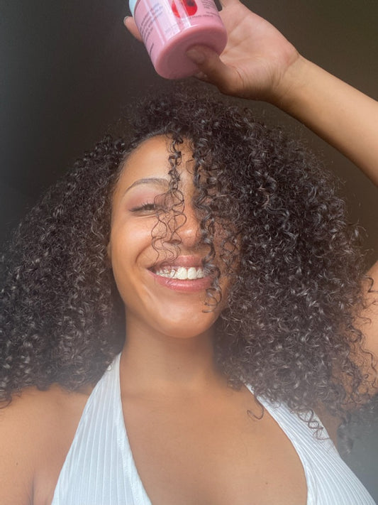 Les bienfaits des ingrédients naturels dans les produits capillaires Owell Awara.